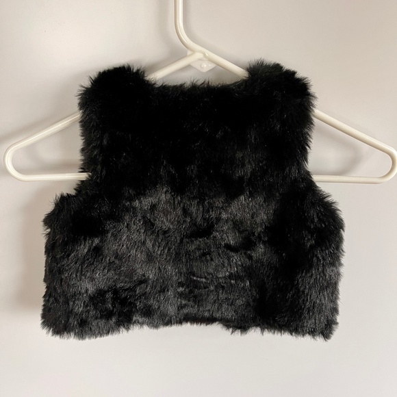 Tahari Black Faux Fur Vest Size 24M - Picture 5 of 5